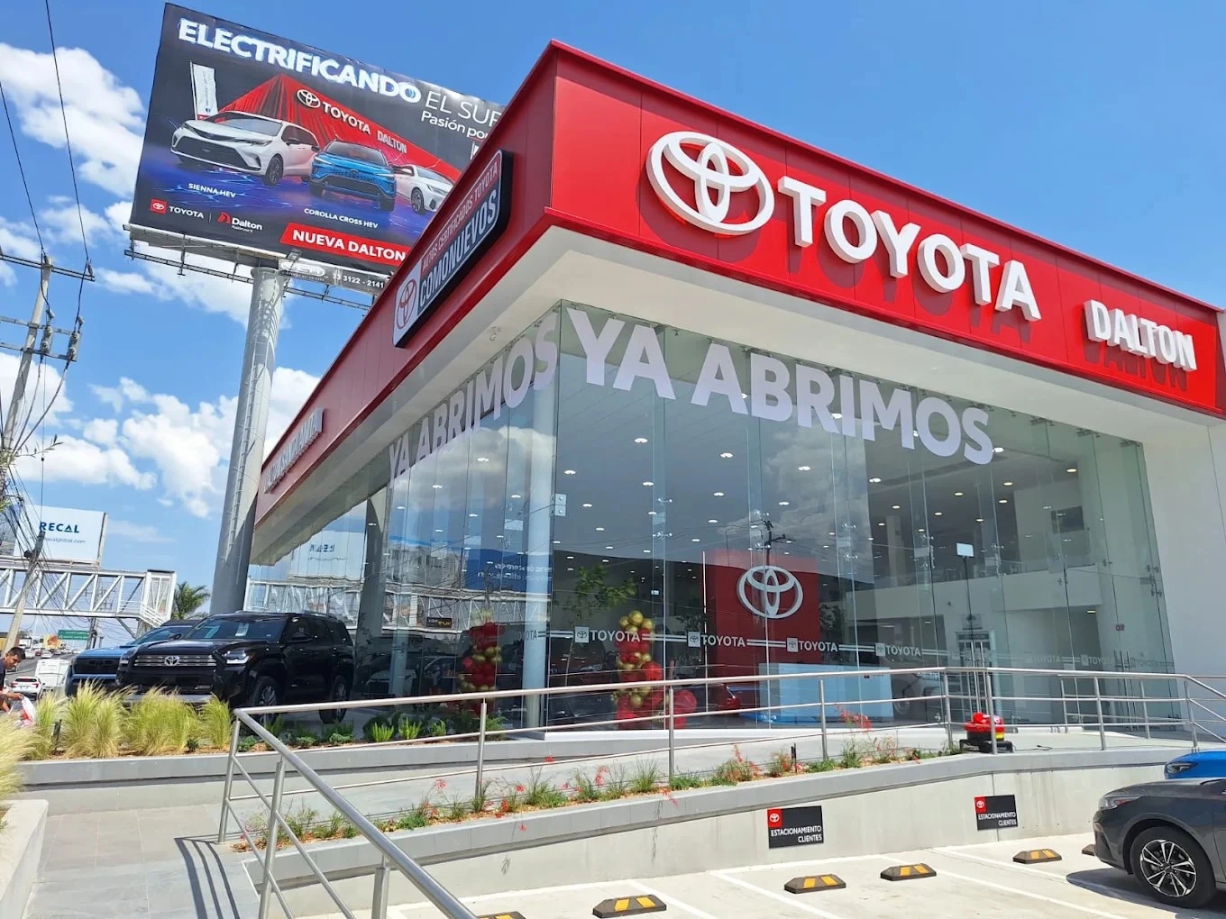 sucursal Dalton Seminuevos Toyota Santa Anita